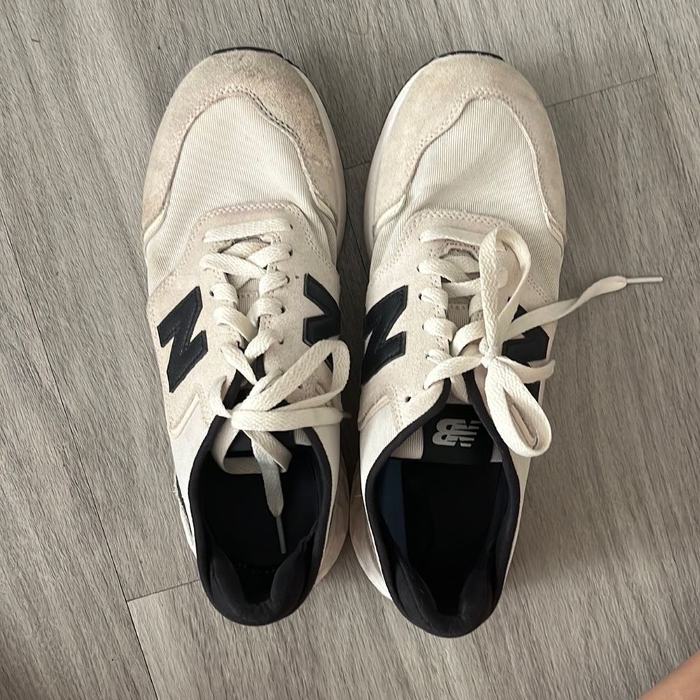 New Balance Sneakers